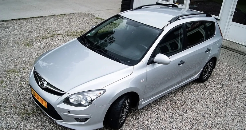 Hyundai I30 cena 17500 przebieg: 150000, rok produkcji 2010 z Szczecin małe 781